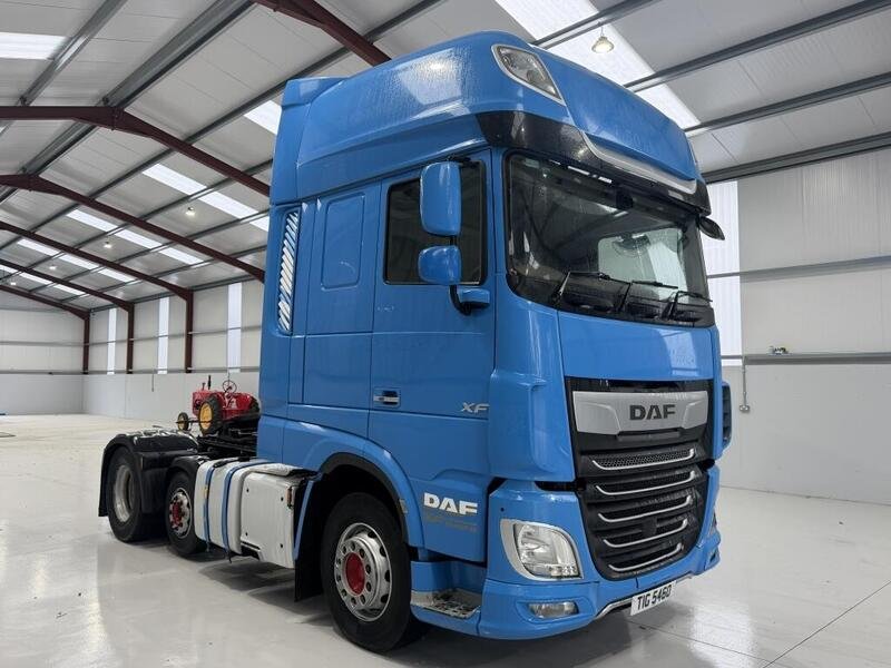 2018 DAF XF 105 Super Space