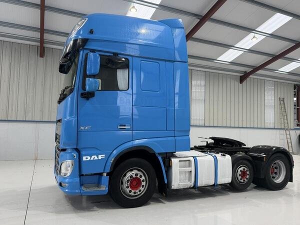 2018 DAF XF 105 Super Space - Image 3