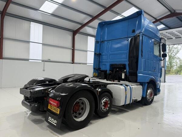 2018 DAF XF 105 Super Space - Image 6