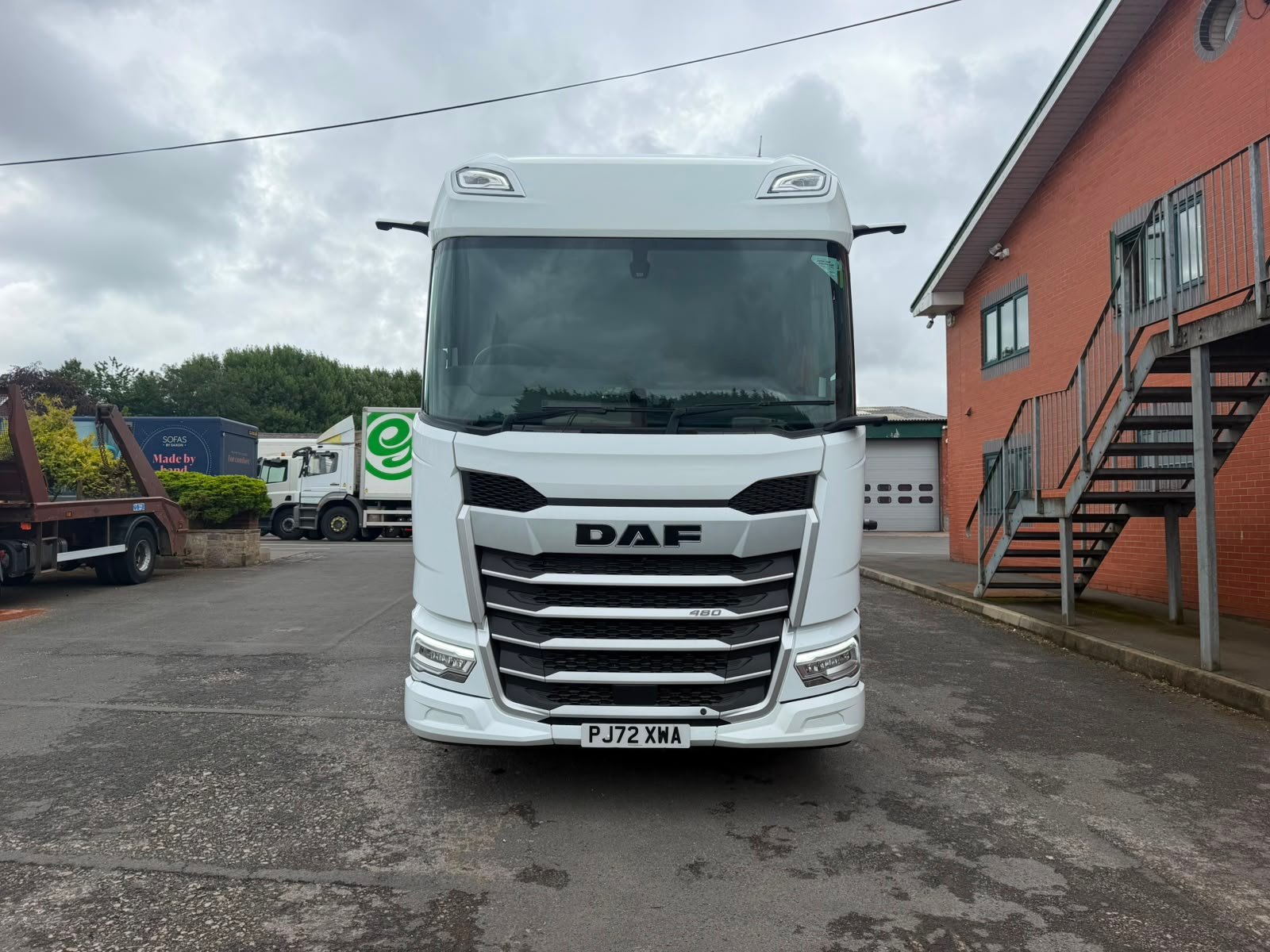 2023 DAF XF480 - Image 2